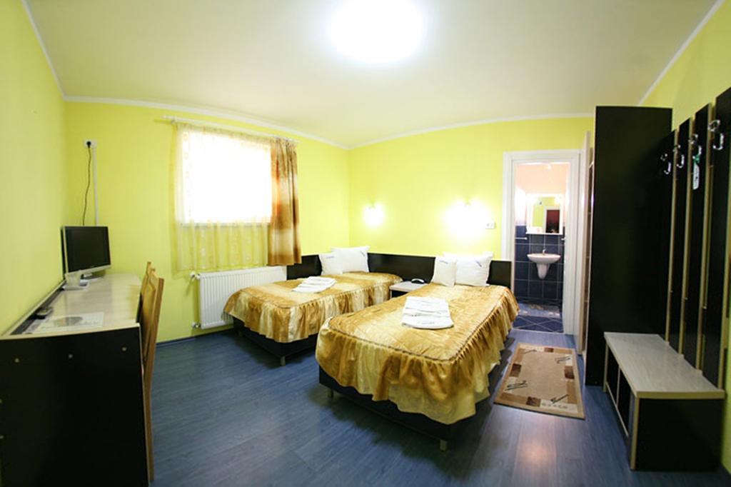 Pensiunea Soferul Norocos Bacău 部屋 写真