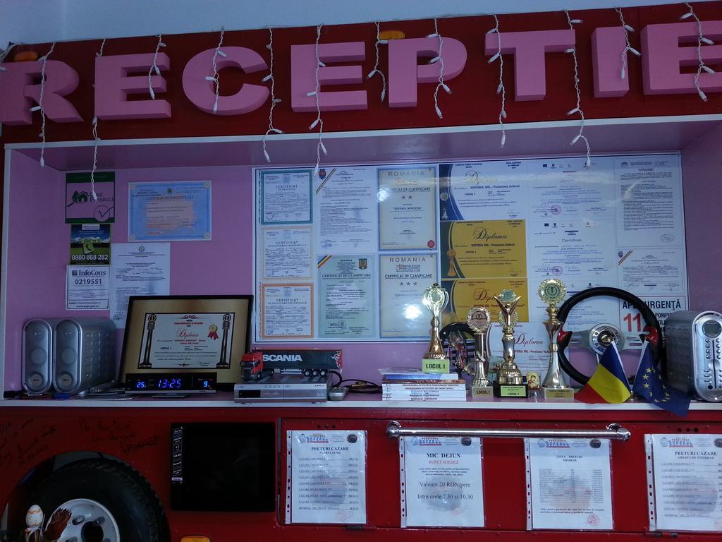 Pensiunea Soferul Norocos Bacău エクステリア 写真